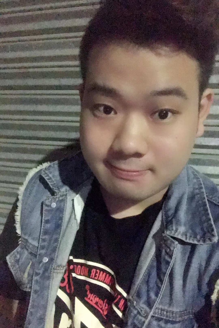 谢冠新